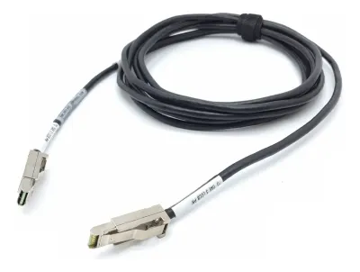 Cabo Amphenol Emc 038-003-510: 4m, 4gb